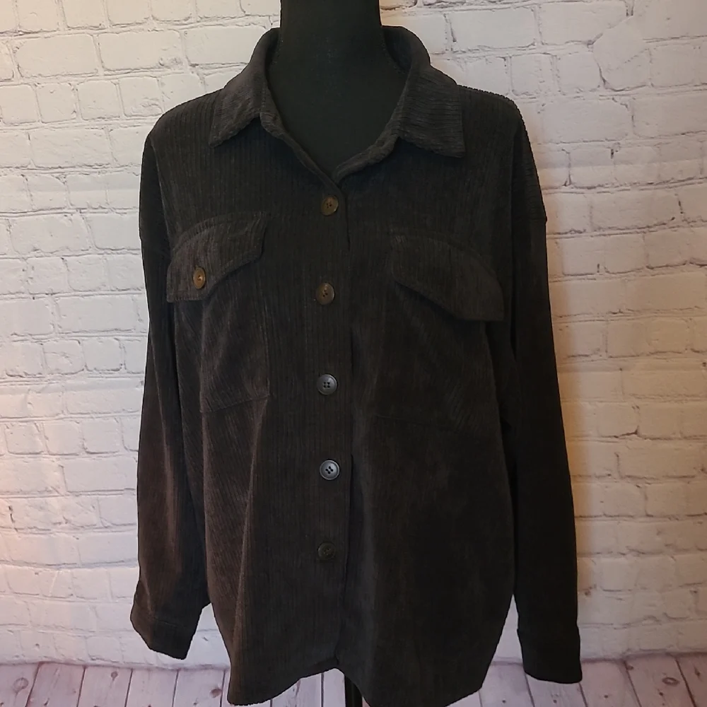 Women's Size Medium Black Corduroy Shacket Shirt